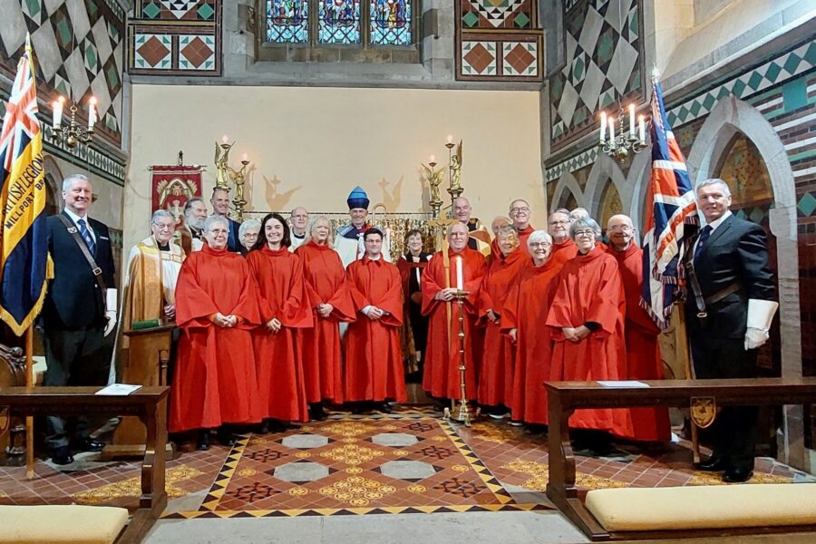 Bishop David installed at Cathedral of The Isles