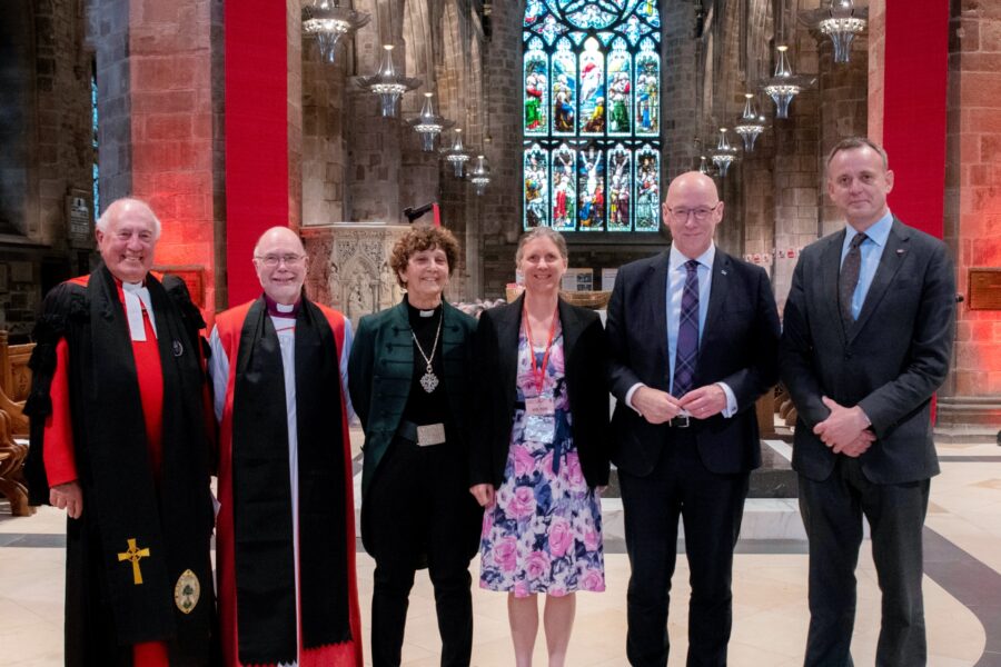 Special service marks 80 years of Christian Aid