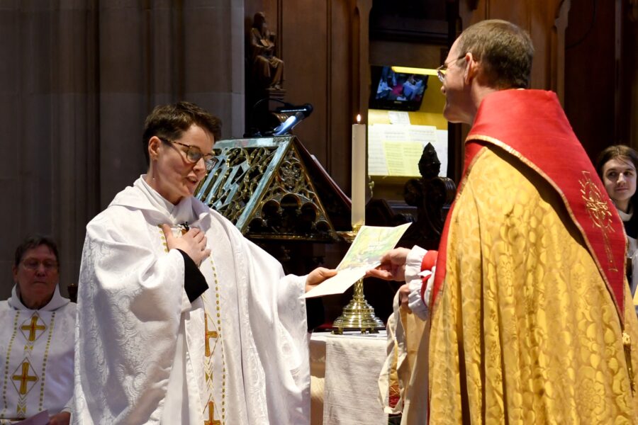Provost Roxanne Campbell installed in Dundee