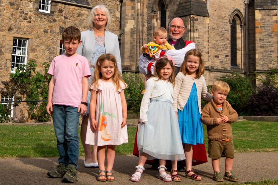 Farewell service for Bishop John Armes 